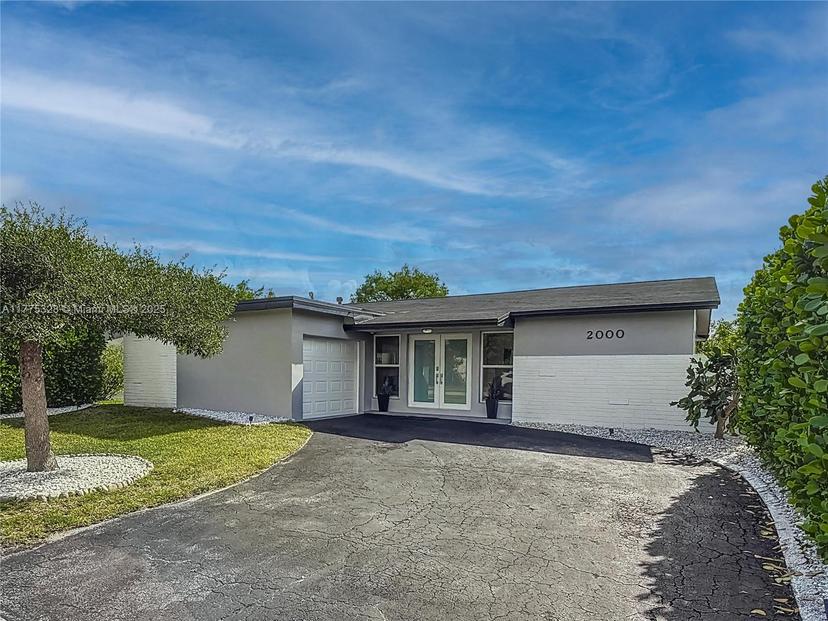 Picture of 2000 NW 94Th Way, Sunrise FL 33322