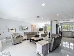 Picture of 2000 NW 94Th Way, Sunrise, FL 33322
