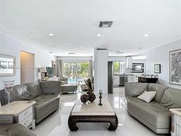 Picture of 2000 NW 94Th Way, Sunrise, FL 33322