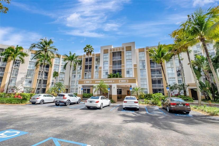 Picture of 9805 NW 52Nd St # 306, Doral FL 33178