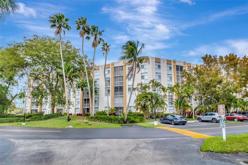Picture of 9805 NW 52Nd St # 306, Doral FL 33178