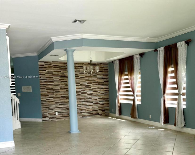Picture of 18423 NW 9Th St, Pembroke Pines FL 33029