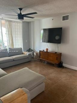 Picture of 2153 Renaissance Blvd # 105, Miramar, FL 33025