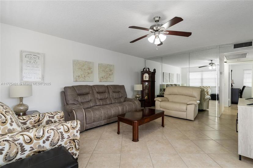 Picture of 40 Harwood B # 40, Deerfield Beach FL 33442