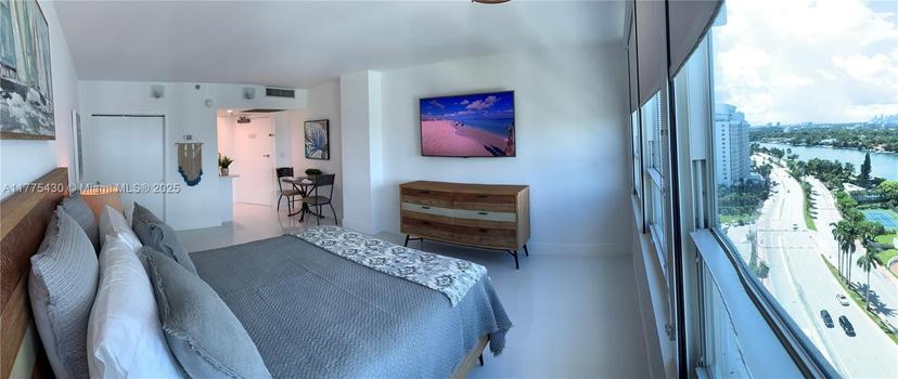Picture of 5445 Collins Ave # 1520, Miami Beach FL 33140