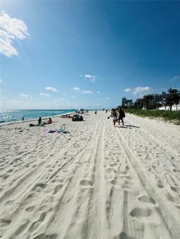 Picture of 5445 Collins Ave # 1520, Miami Beach, FL 33140
