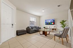 Picture of 8881 W 35Th Ln # 8881, Hialeah, FL 33018