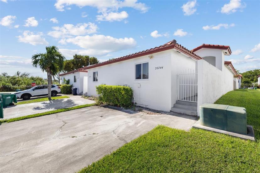Picture of 20747 SW 81St Pl # 20747, Cutler Bay FL 33189