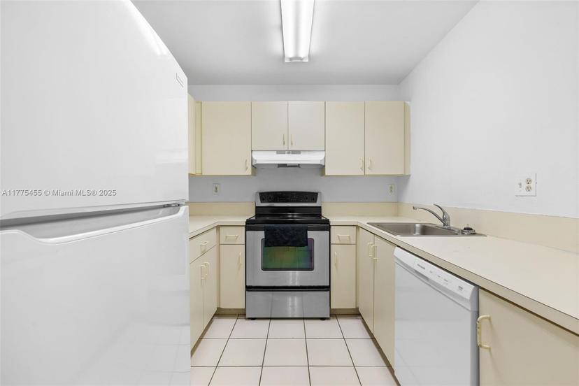 Picture of 20747 SW 81St Pl # 20747, Cutler Bay FL 33189