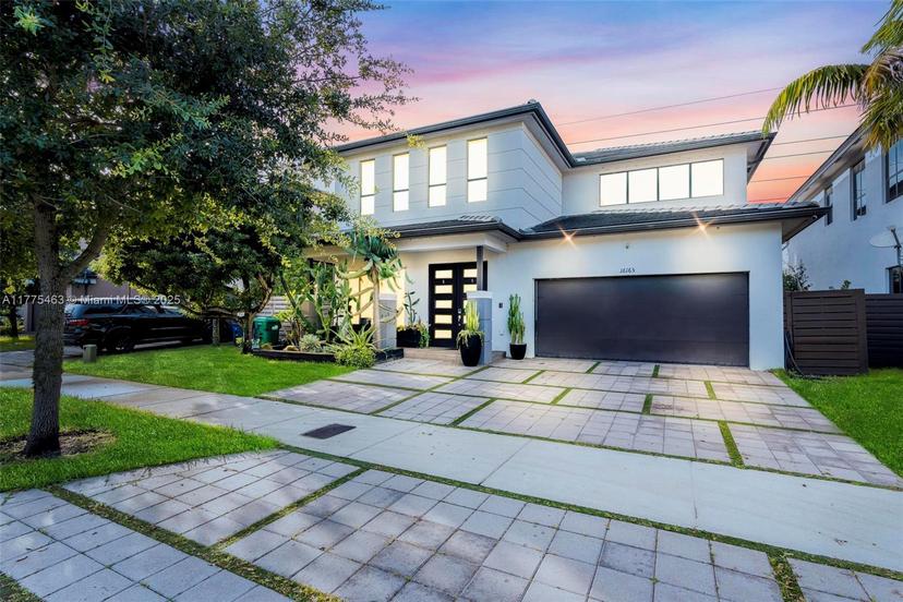 Picture of 16165 SW 136Th Ter, Miami FL 33196