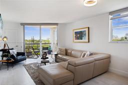 Picture of 2400 SW 3Rd Ave # 505, Miami, FL 33129