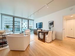 Picture of 1331 Brickell Bay Dr # 506, Miami, FL 33131