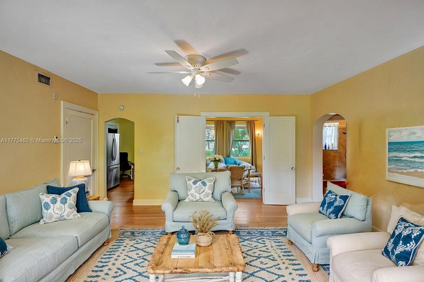 Picture of 421 Grand Concourse # 1, Miami Shores FL 33138