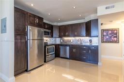 Picture of 1965 S Ocean Dr # 9F, Hallandale Beach, FL 33009