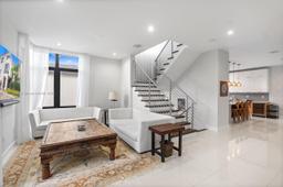Picture of 8264 NW 48Th Ter, Doral, FL 33166