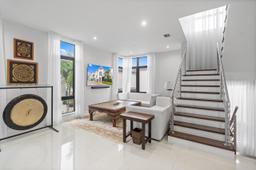 Picture of 8264 NW 48Th Ter, Doral, FL 33166