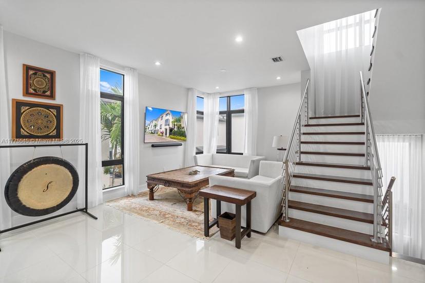 Picture of 8264 NW 48Th Ter, Doral FL 33166