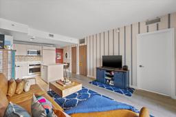 Picture of 45 SW 9Th St # 1510, Miami, FL 33130