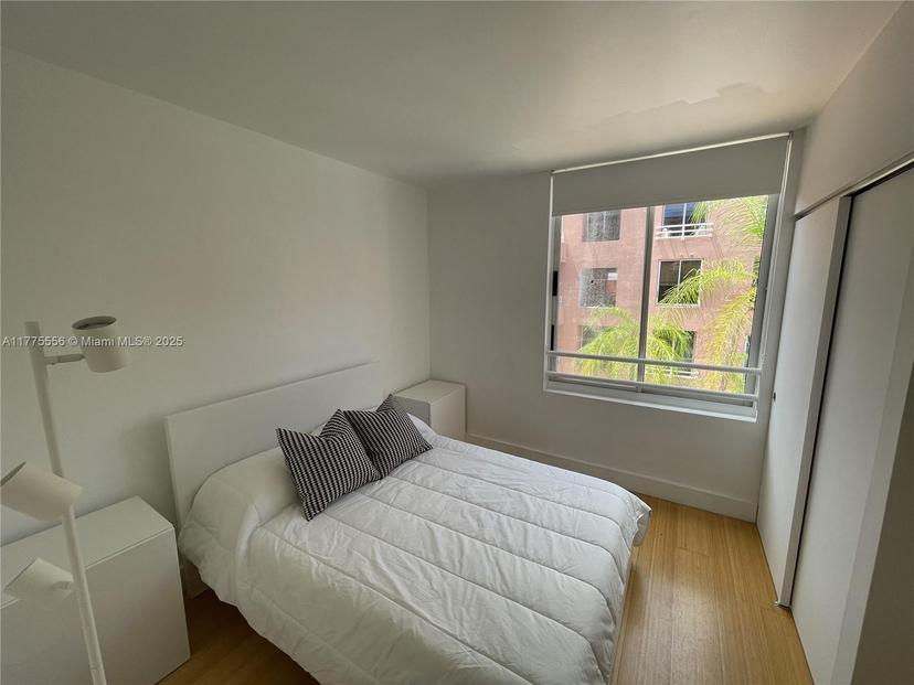 Picture of 2801 Florida Ave # 405, Miami FL 33133