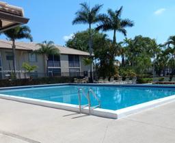 Picture of 5501 Lakeside Dr # 204, Margate, FL 33063