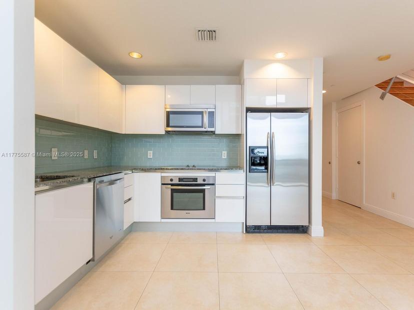 Picture of 1050 Brickell Ave # 606, Miami FL 33131