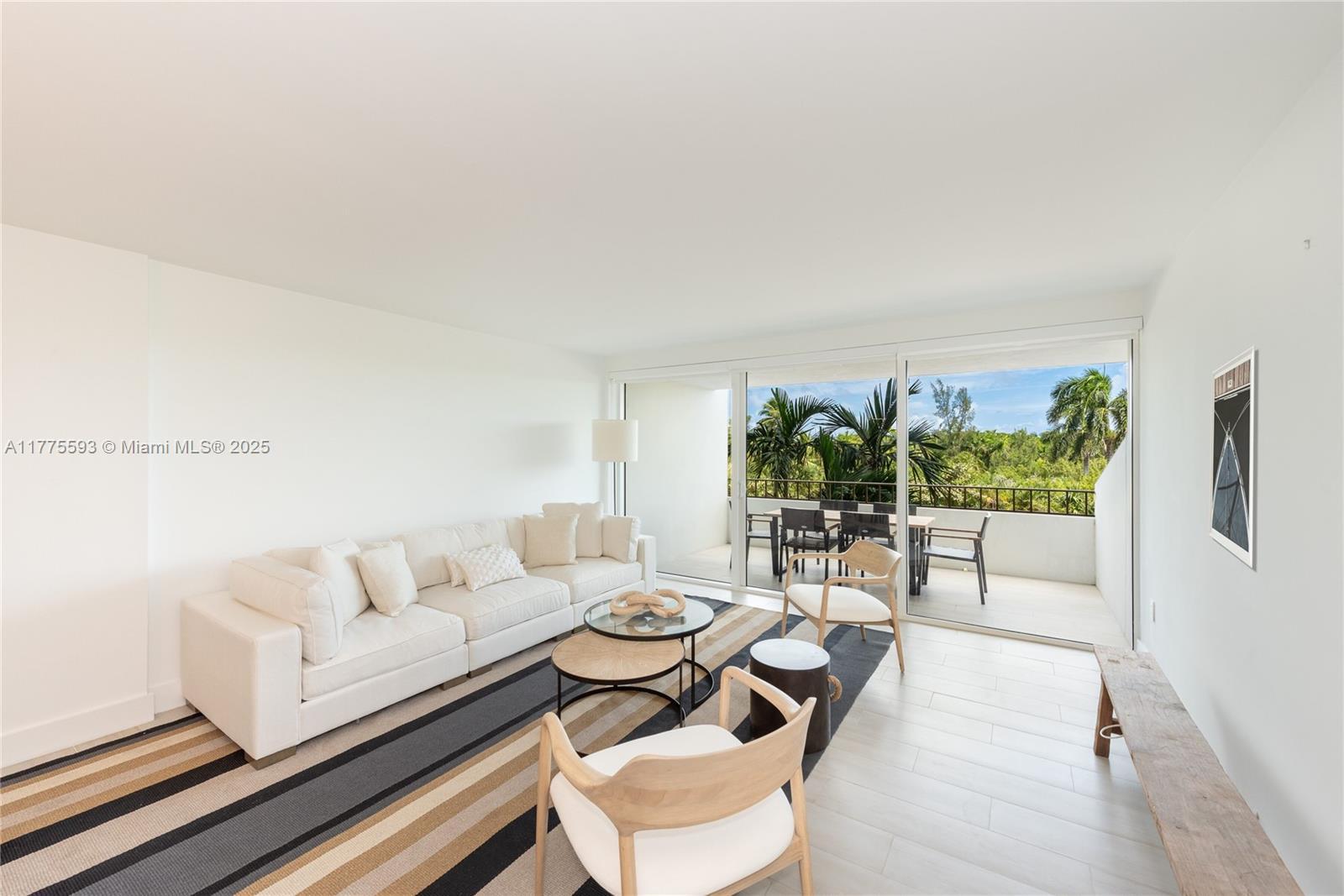 Picture of 155 Ocean Lane Dr # 404, Key Biscayne, FL 33149