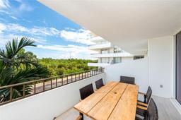 Picture of 155 Ocean Lane Dr # 404, Key Biscayne, FL 33149
