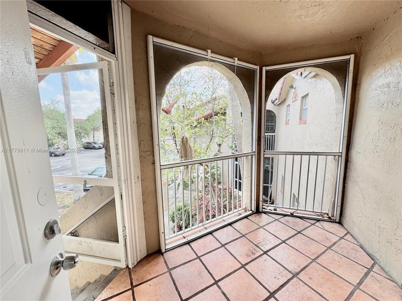 Picture of 8734 SW 3Rd St # 204, Pembroke Pines FL 33025