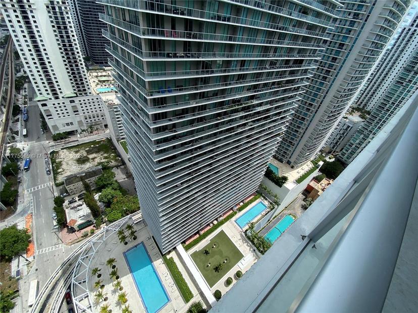 Picture of 79 SW 12 St, Miami FL 33130
