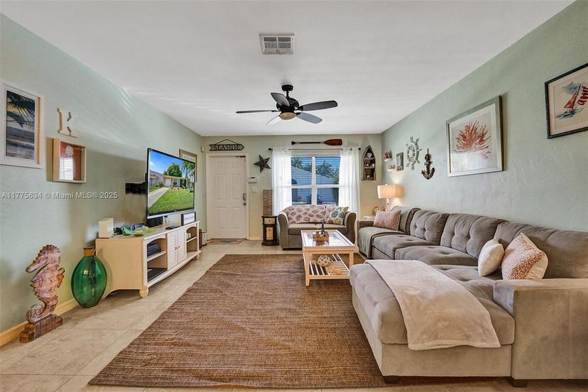 Picture of 417 SE 3Rd Pl, Dania Beach FL 33004