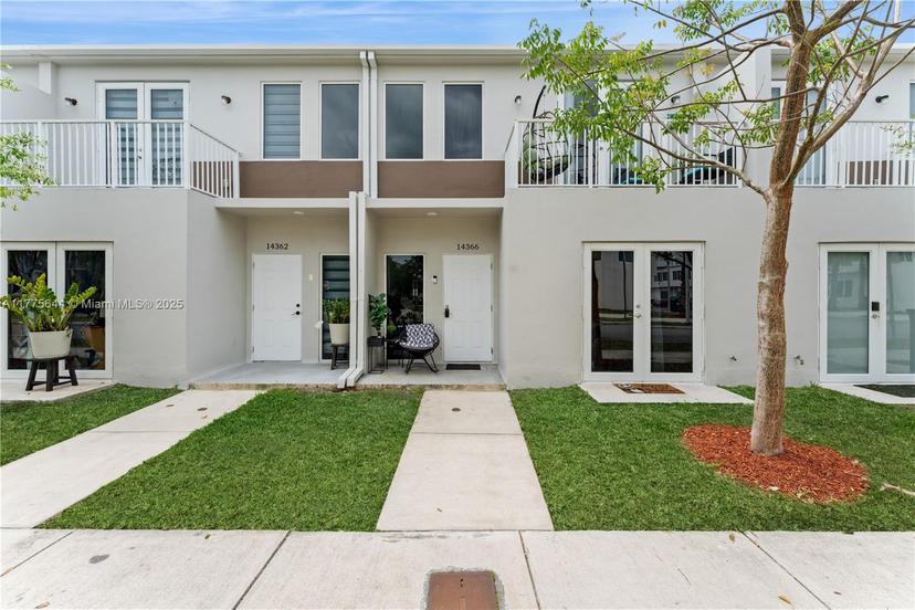 Picture of 14366 SW 258Th Ln, Homestead FL 33032