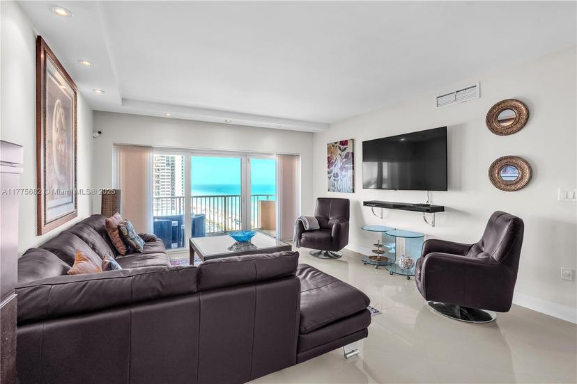 Picture of 1950 S Ocean Dr # 14H, Hallandale Beach FL 33009