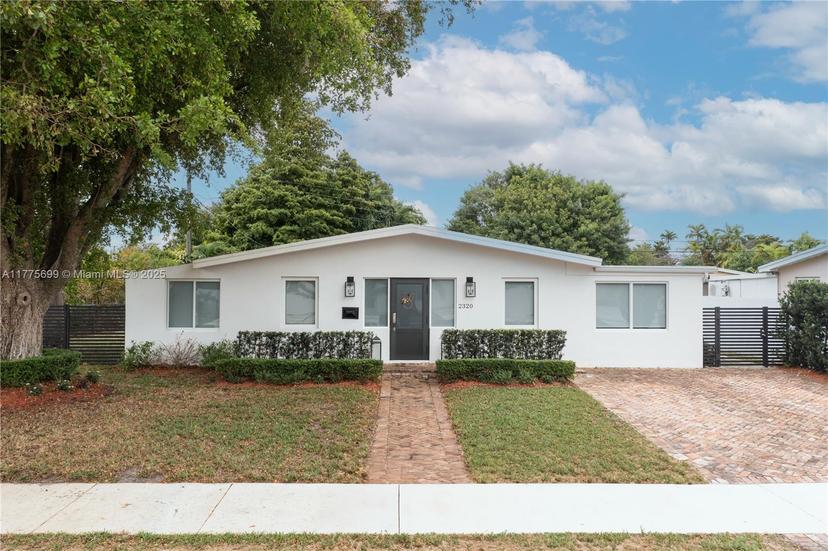 Picture of 2320 SW 89Th Ct, Miami FL 33165