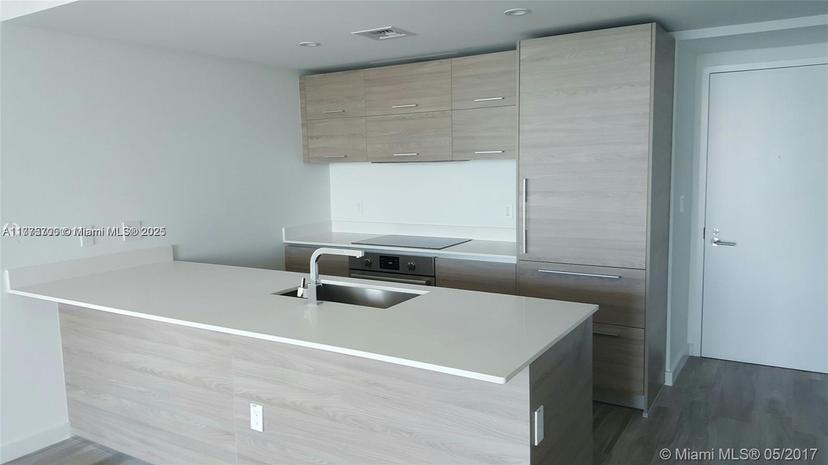 Picture of 1300 S Miami Ave # 4002, Miami FL 33130