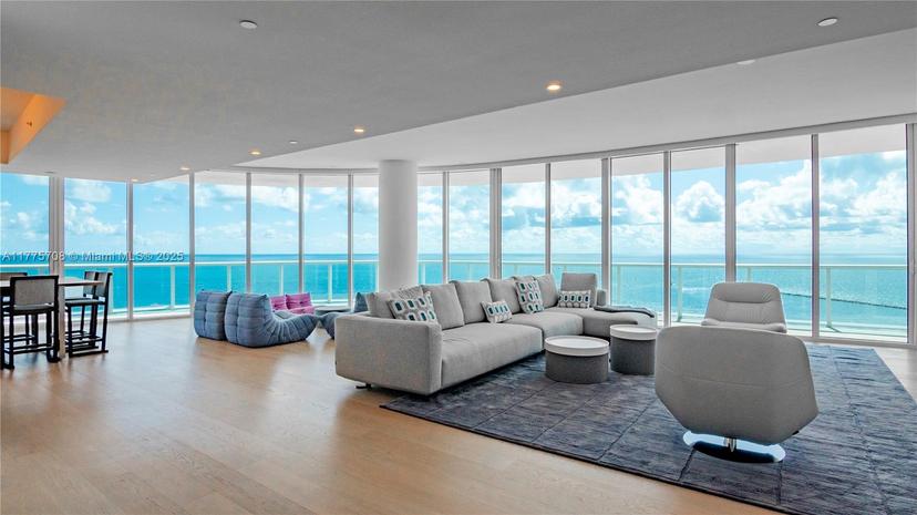 Picture of 100 S Pointe Dr, Miami Beach FL 33139