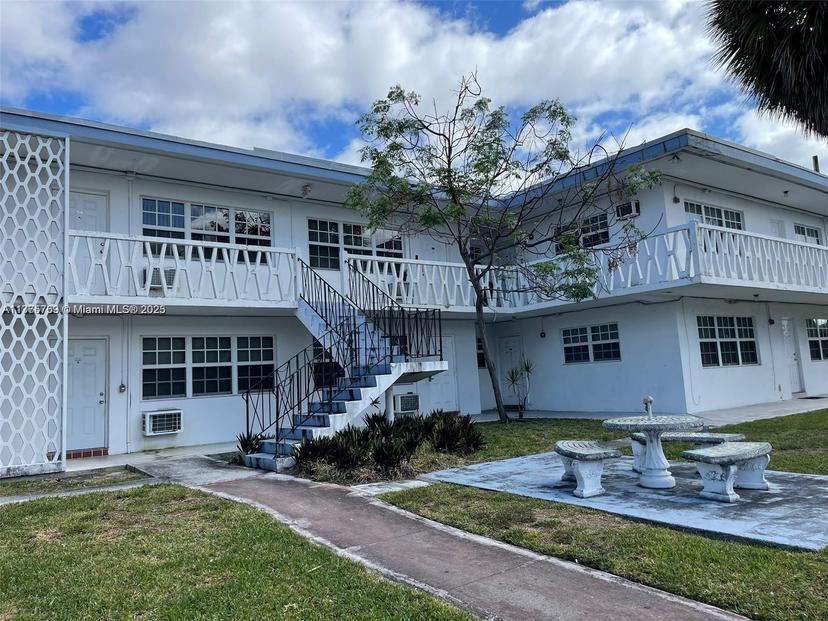 Picture of 1471 NE 170Th St # 224A, North Miami Beach FL 33162