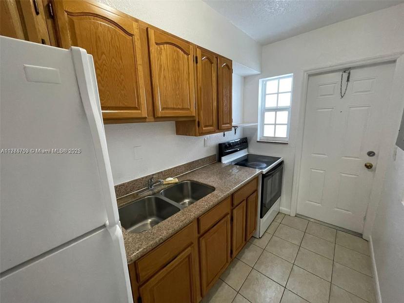 Picture of 1471 NE 170Th St # 224A, North Miami Beach FL 33162