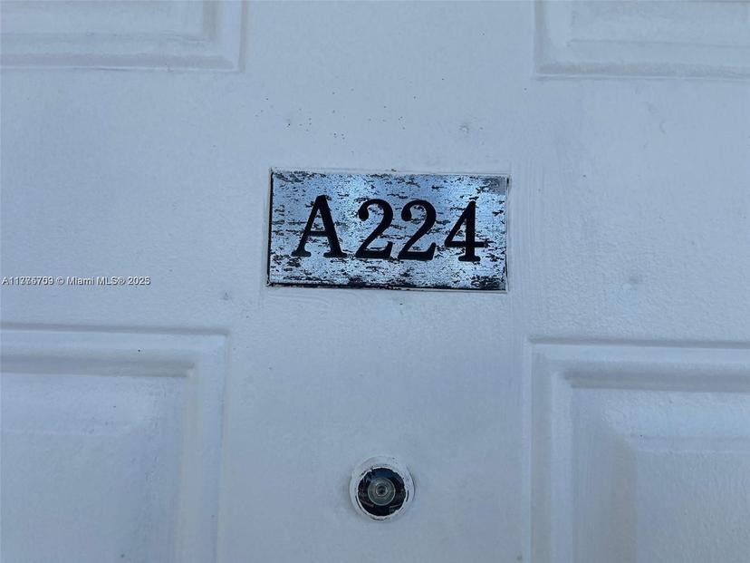 Picture of 1471 NE 170Th St # 224A, North Miami Beach FL 33162