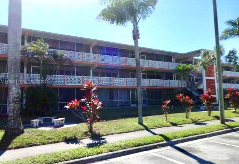 Picture of 1450 NE 170Th St # 306, North Miami Beach FL 33162