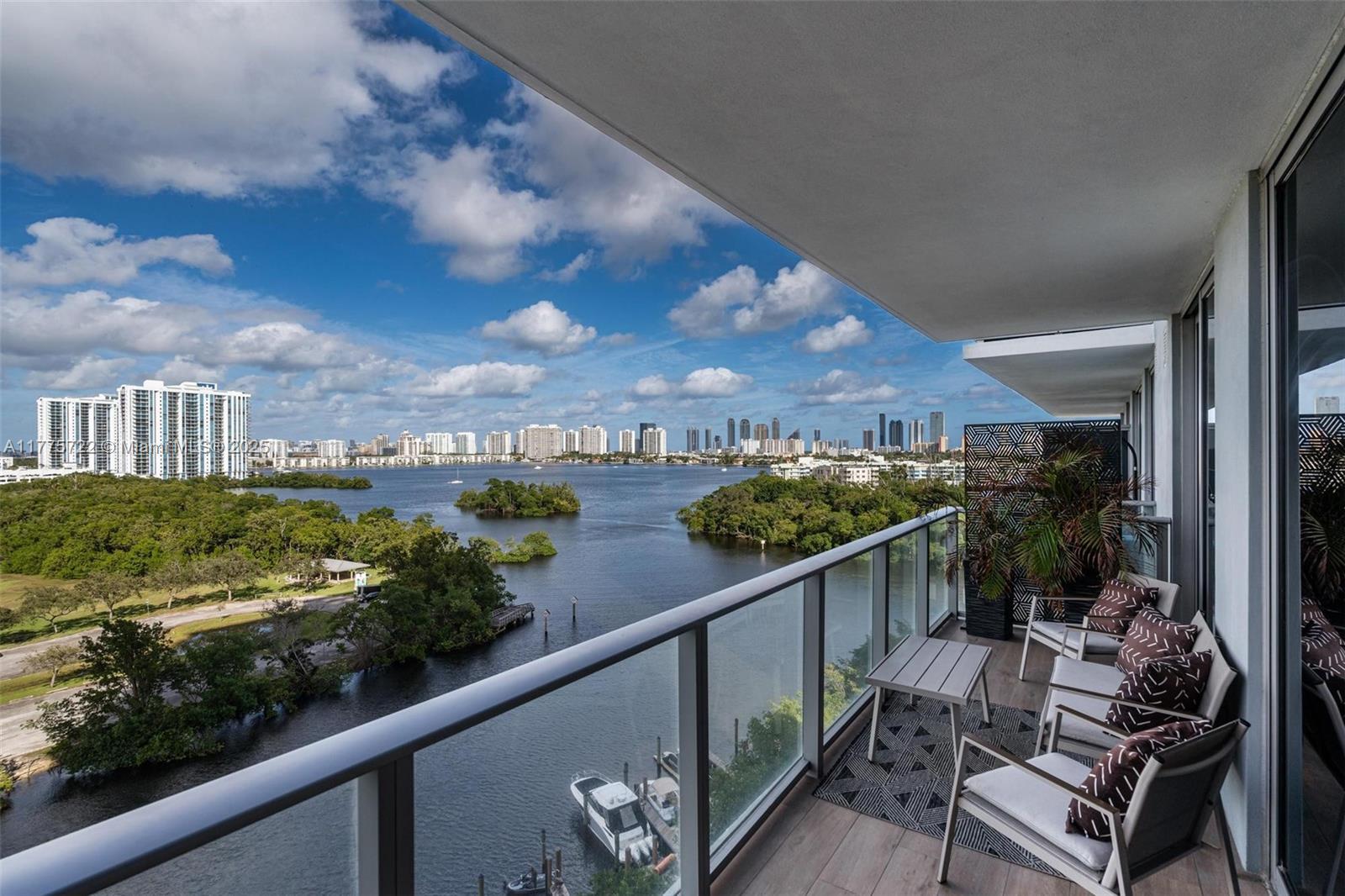 Picture of 16385 Biscayne Blvd # 905, North Miami Beach, FL 33160