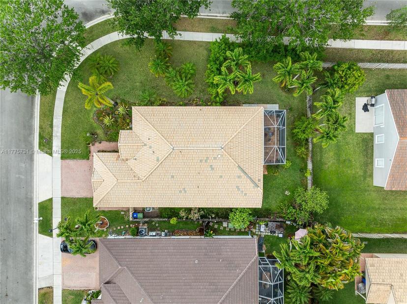 Picture of 1275 NW 144Th Ave, Pembroke Pines FL 33028
