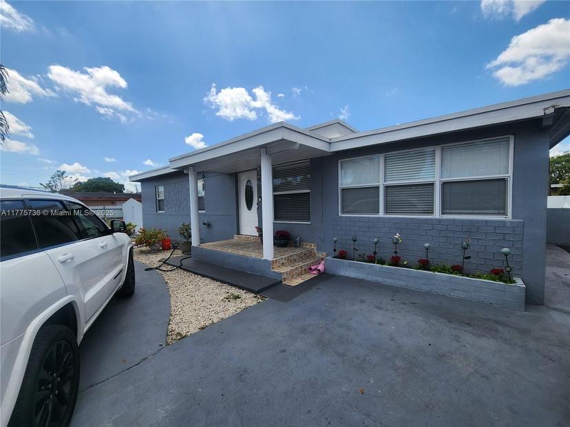Picture of 10500 NW 32Nd Ave, Miami FL 33147