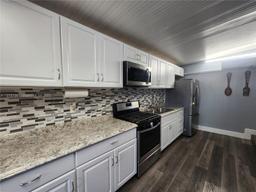 Picture of 10500 NW 32Nd Ave, Miami, FL 33147