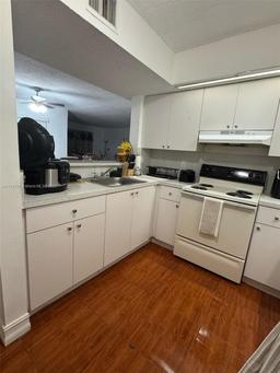Picture of 18890 NW 57Th Ave # 101, Hialeah, FL 33015
