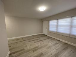 Picture of 13155 SW 7Th Ct # 407E, Pembroke Pines, FL 33027