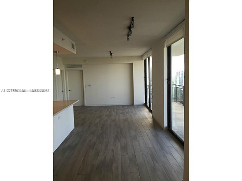 Picture of 999 SW 1St Ave # 3003, Miami FL 33130