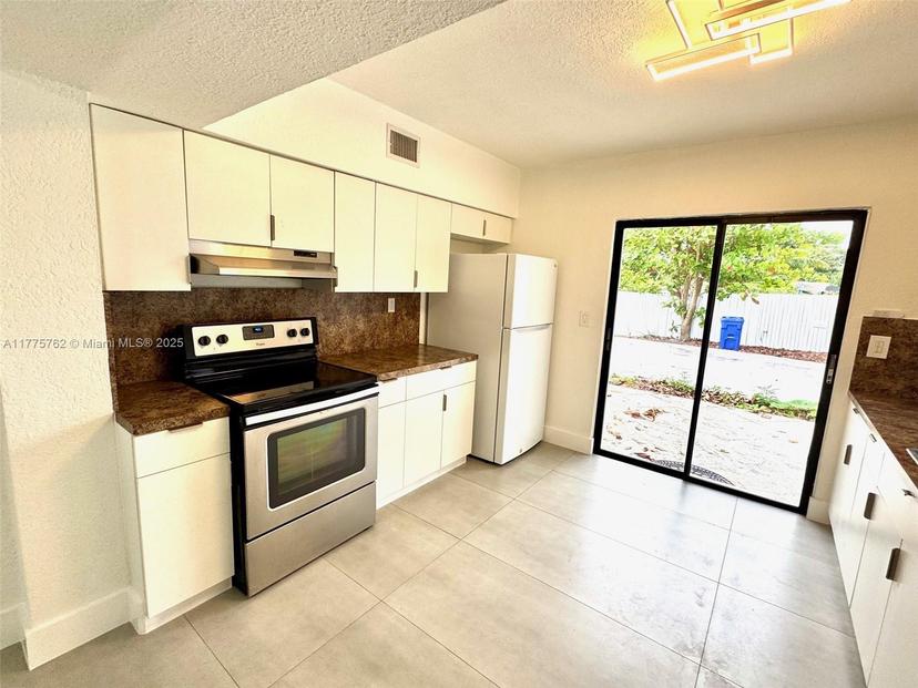 Picture of 17150 NE 18Th Ave, North Miami Beach FL 33162