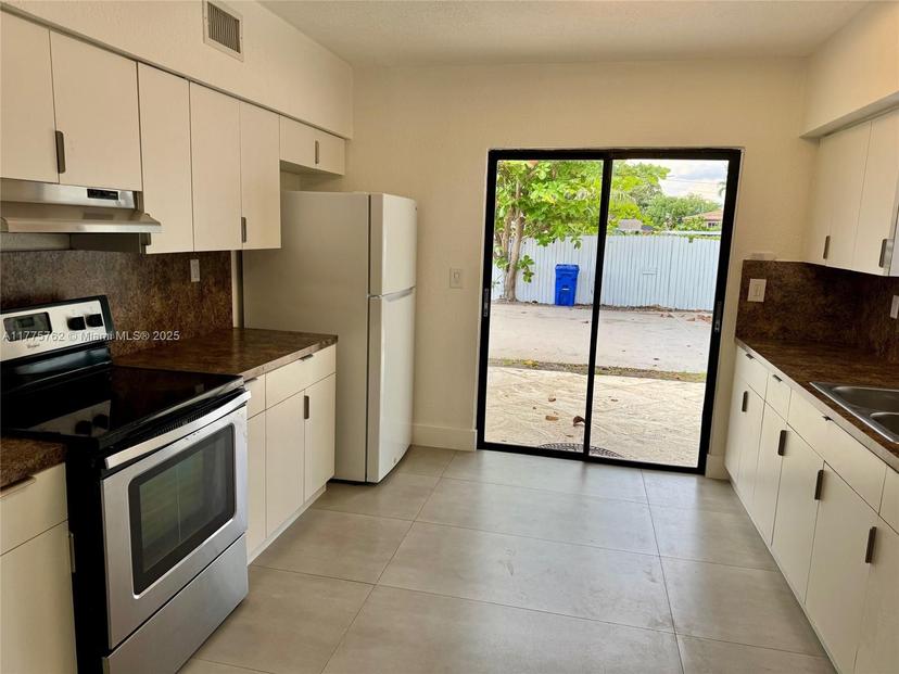 Picture of 17150 NE 18Th Ave, North Miami Beach FL 33162
