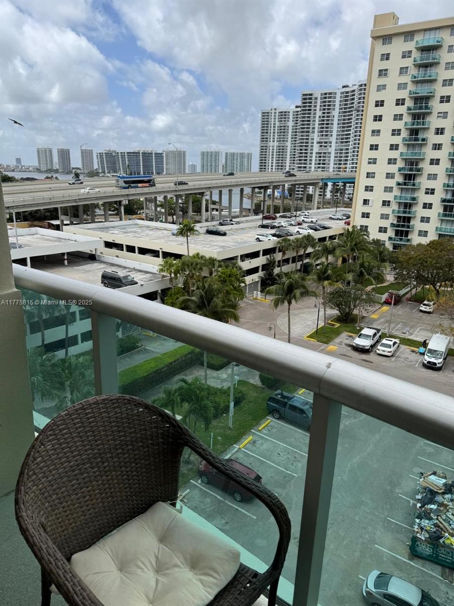 Picture of 19380 Collins Ave # 707, Sunny Isles Beach, FL 33160