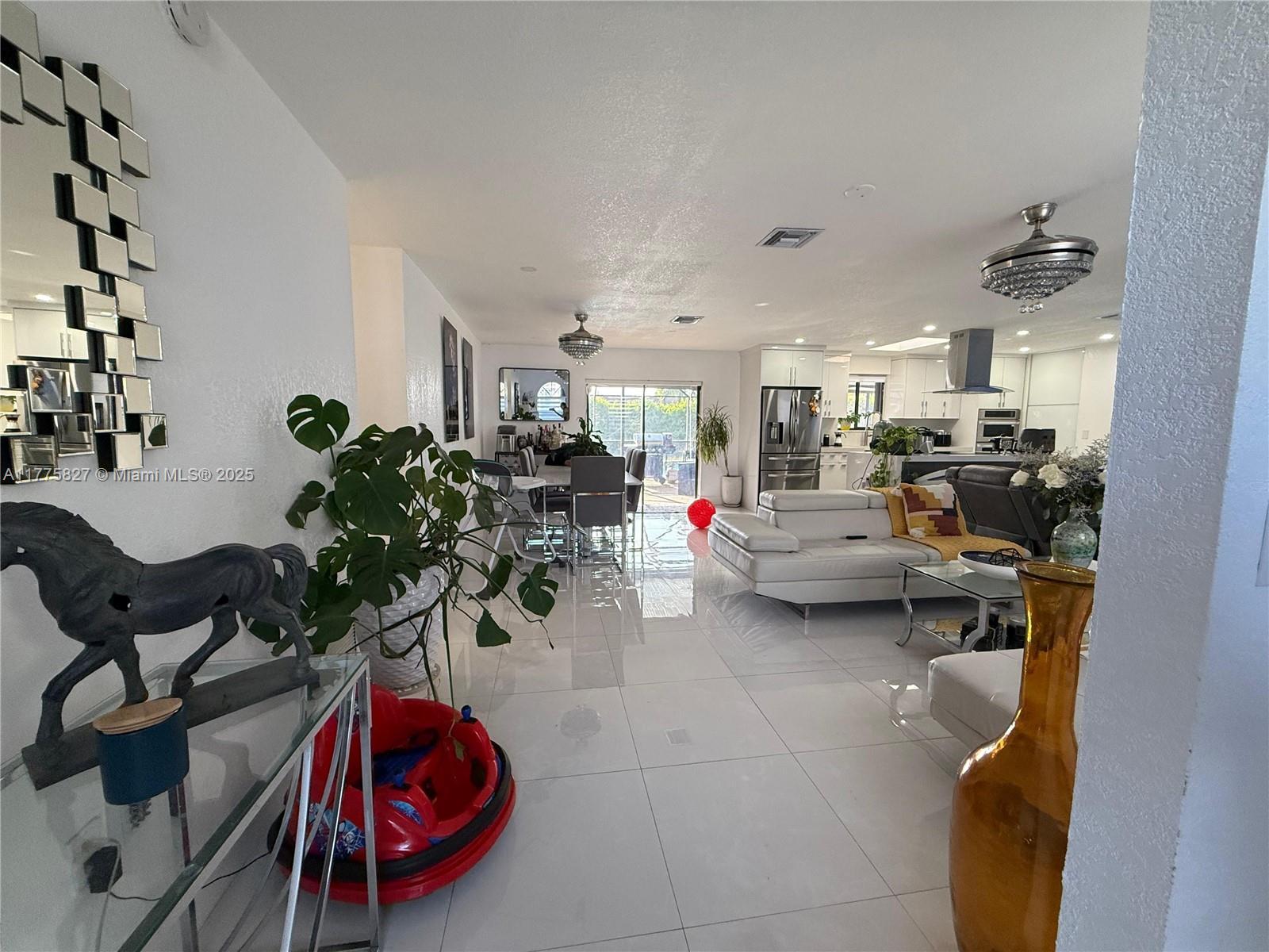 Picture of 28102 SW 158Th Ct, Homestead, FL 33033